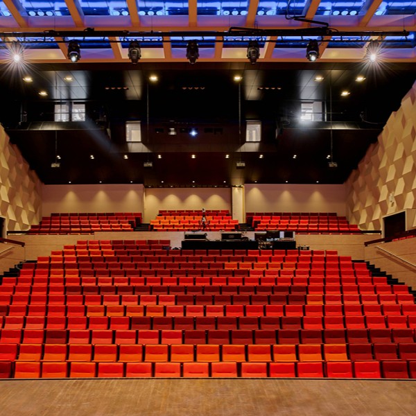 de Doelen Theaterzaal rood