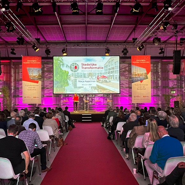 Fokker Terminal - presentatie volle zaal