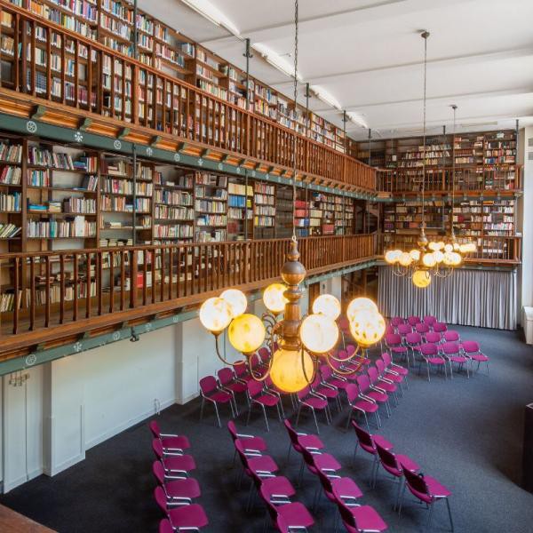 Conferentiecentrum & Hotel Bovendonk bibliotheek