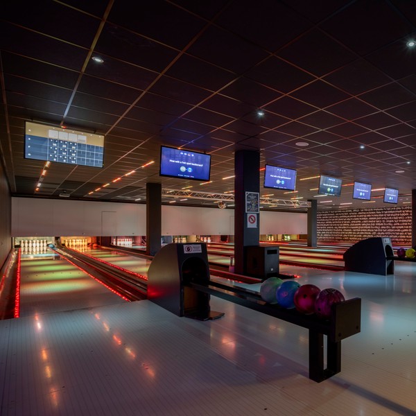 Helmond - Bowling