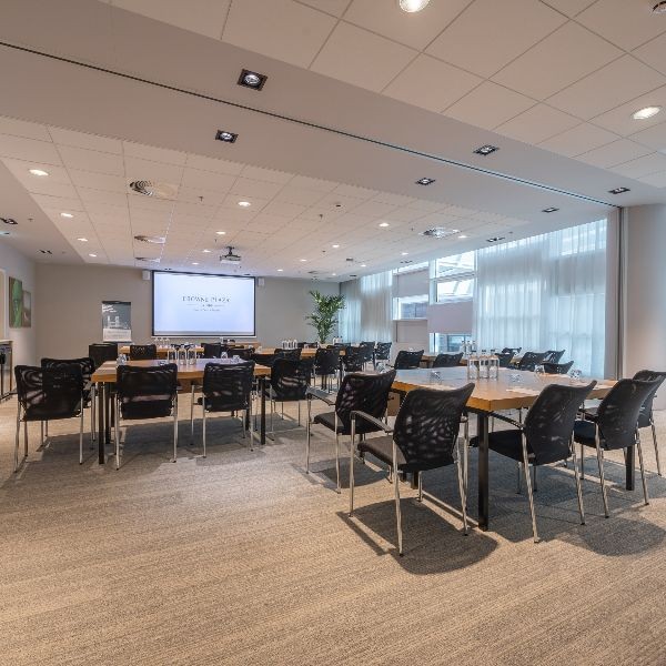 5. Crown Plaza Utrecht