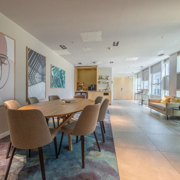 8. Crowne Plaza Utrecht