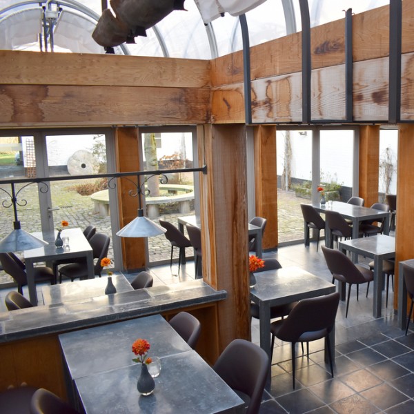 3. Erenstein-Interieur-Ontbijtzaal_1169