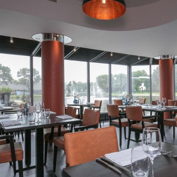 3. j-leidschendam-interieur-restaurant_7193