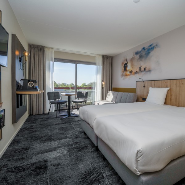 4. Leidschendam-Interieur-Kamers-2pBalkon_1