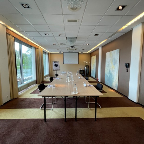 8. Leidschendam-Interieur-Zalen-Vondelpark