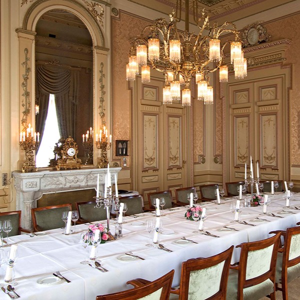 Sociëteit De Witte - diner opstelling