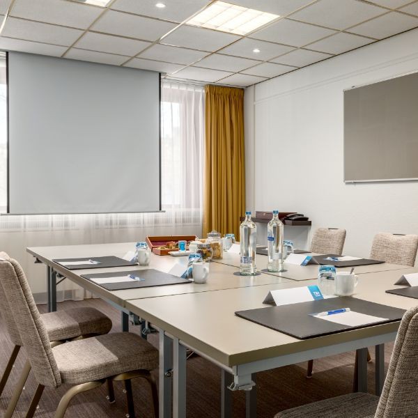 5. NH Maastricht - Boardroom