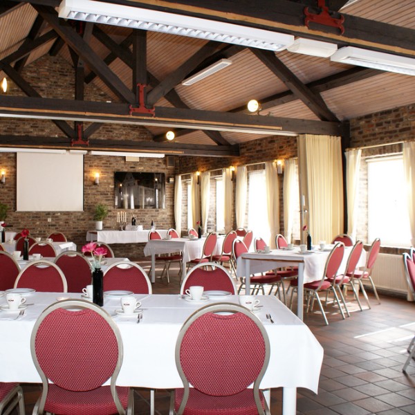 2. La Ville Blanche-Interieur-Zalen-Tuinzaal 00488