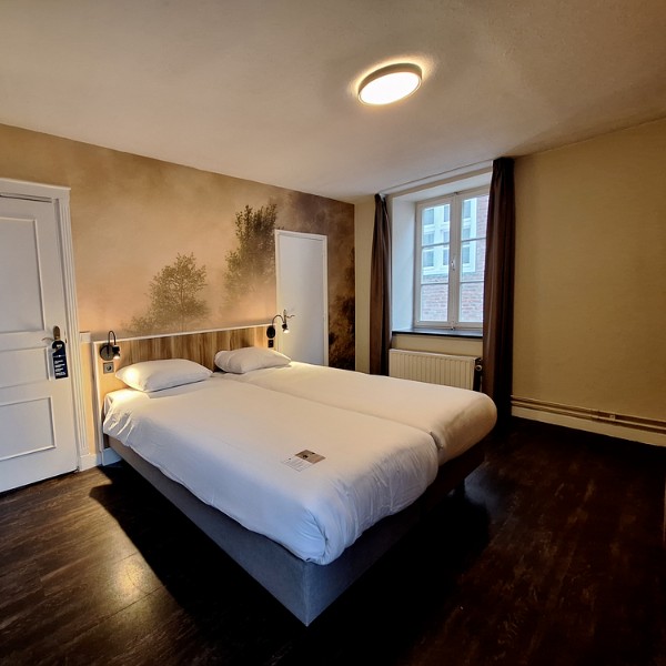 4. La Ville Blanche-Interieur-Kamers-FAM_123927