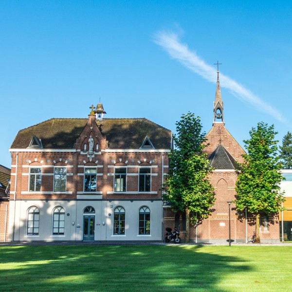 Kloosterhotel ZIN - gebouw