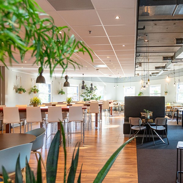 3. Lounge-Restaurant