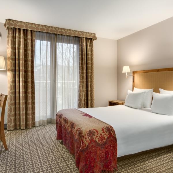 nh-hotel-de-ville-3