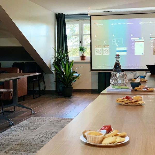 Theehuis 't Groeneveld - Zaal scherm