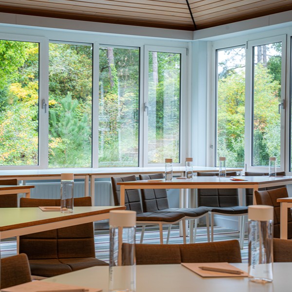 blooming hotel - meetingroom