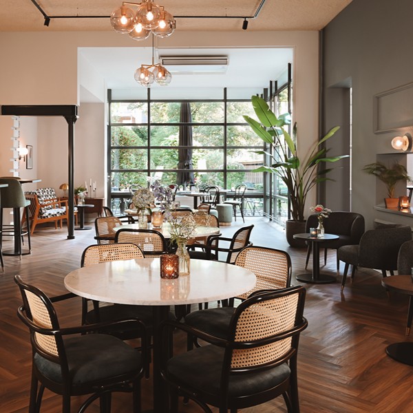 2. QH_Living_01