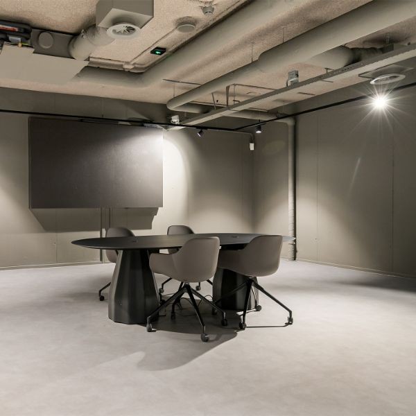 13.-Studio.jpg
