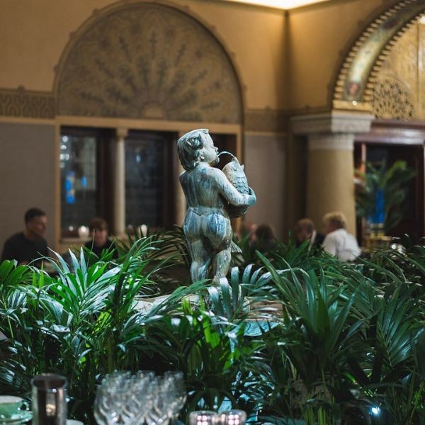 8. Hotel Bristol - Beeld.jpg