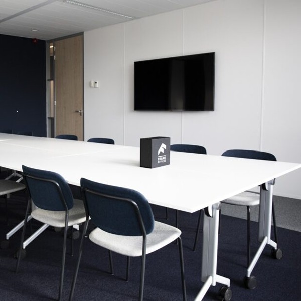 Frame offices den haag - lange tafel