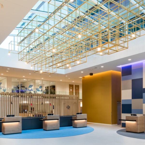 9. Holiday-Inn-Express-Amsterdam-Riverside2.png
