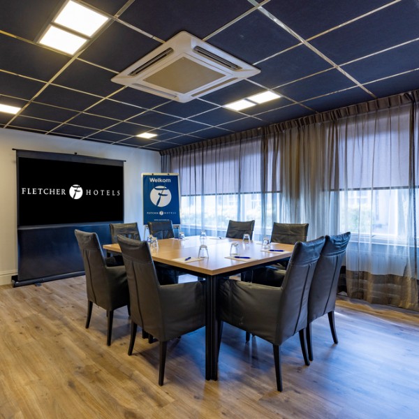 4. Korenbeurs-Interieur-Discussiekamer 113-2.png