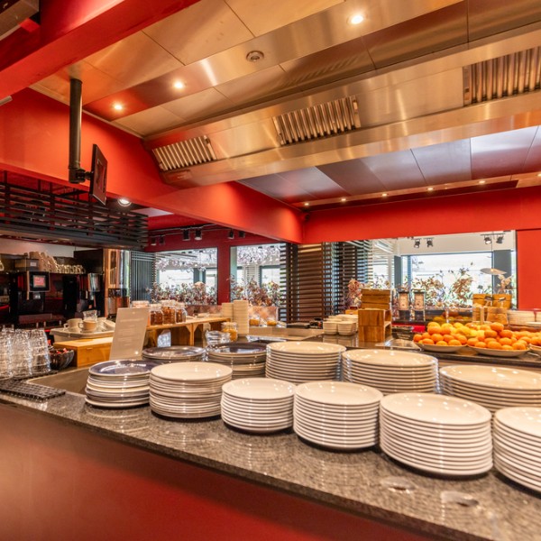 14. Kamperduinen-Interieur-Restaurant Ontbijt_90.png
