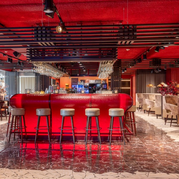 6. Kamperduinen-Interieur-Bar_101.png