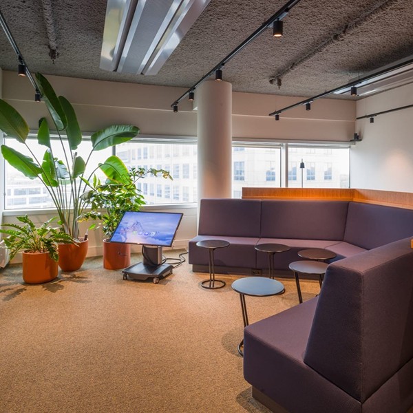 Oval Tower zaal 1