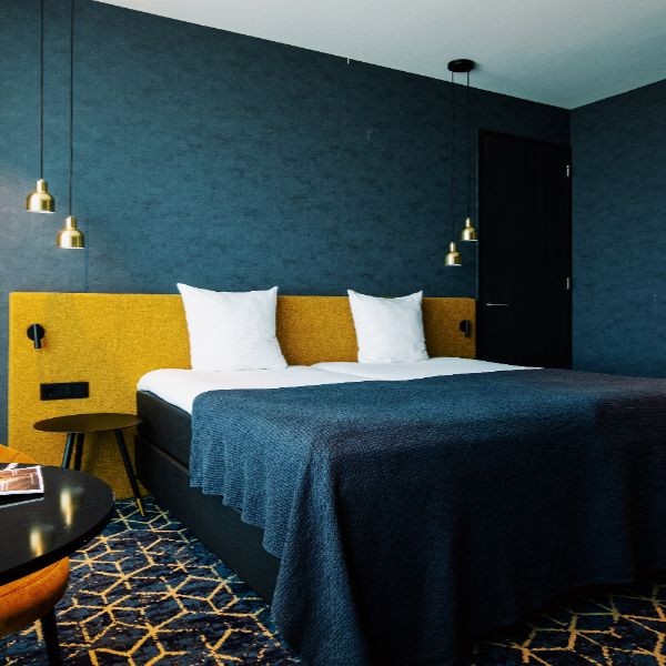6. Van der Valk Schiedam - hotelkamer 2.jpeg