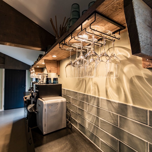 5. Bar Loft 27