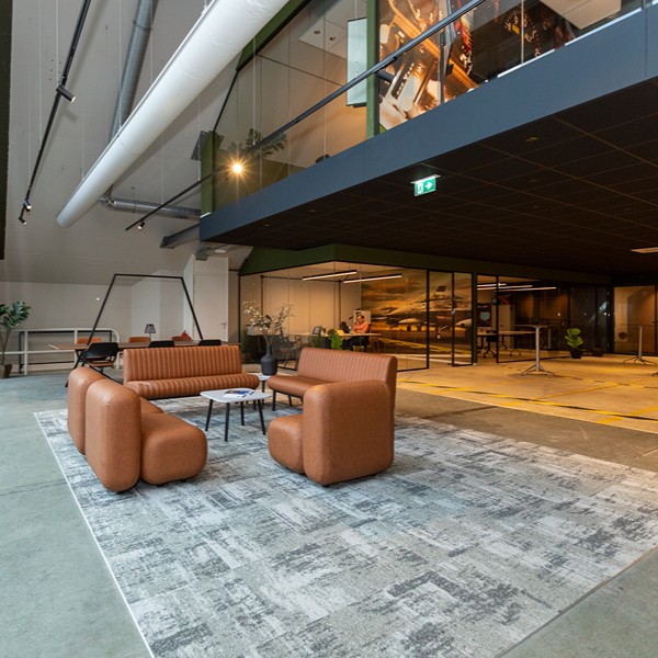 Foyer Lounge