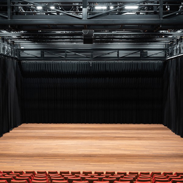 Theater aan het Spui - theater, zwarte doeken