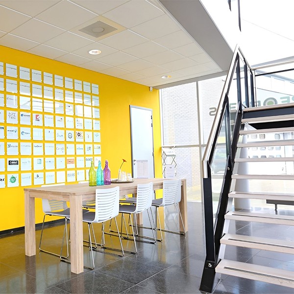 Almere offices - ontvangst