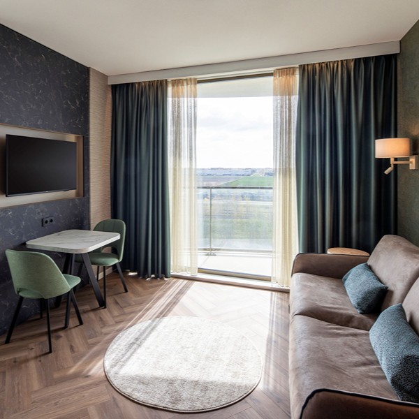 OZO hotels de president - hotelkamer bank
