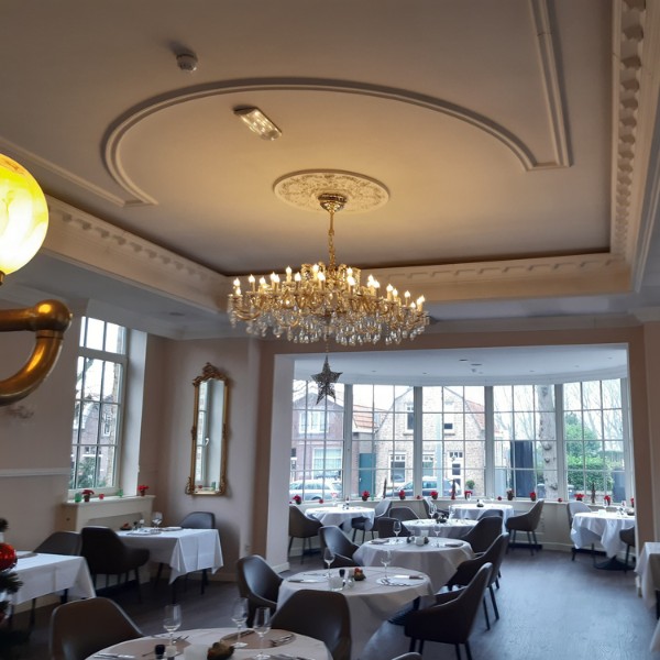 3. Dikke Van Dale-Interieur-Restaurant_4