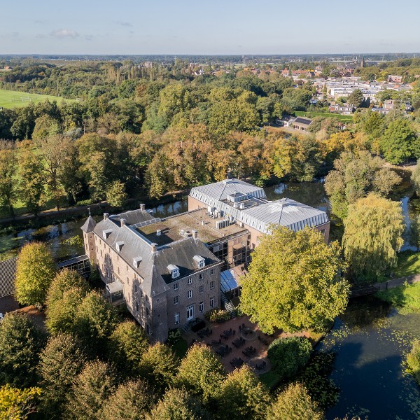 Castillo de Bilderberg Holtmühle - Dron