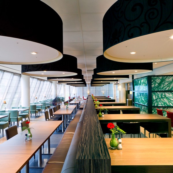 3. BCN Utrecht Sfeervolle Restaurant
