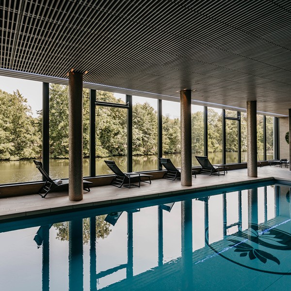 Hotel Mitland - zwembad