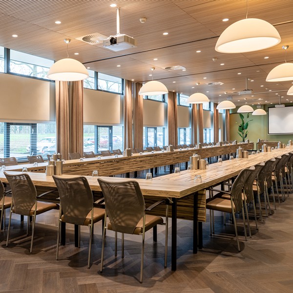 Mitland - zaal u-vorm