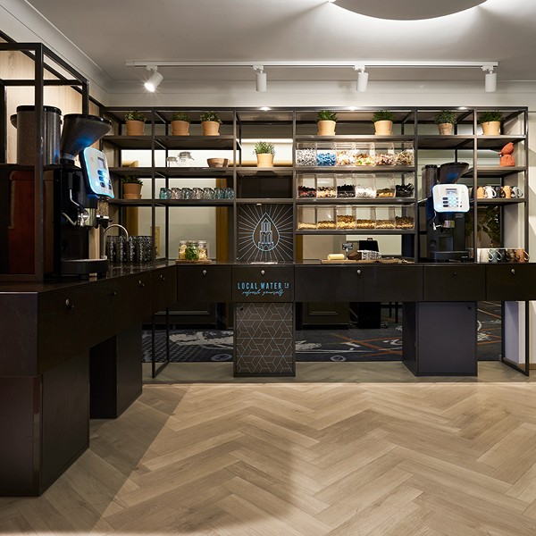 3. Lounge_1_LR