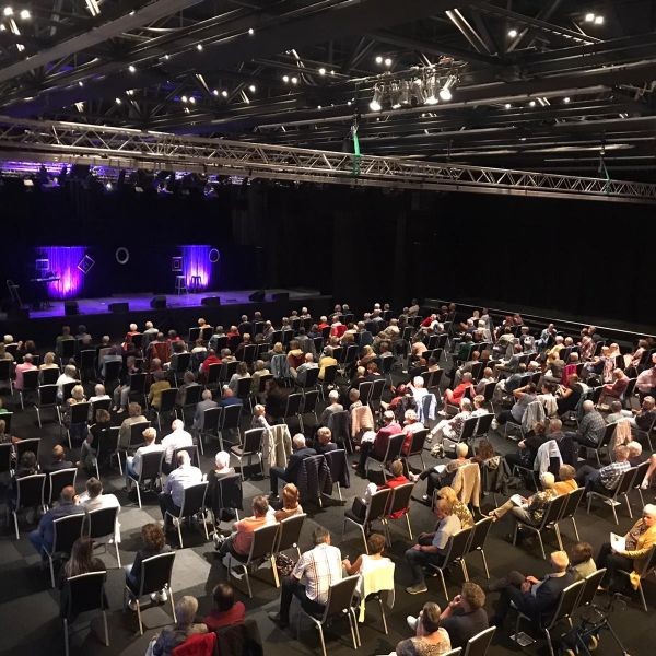 6. Meenthe-events_hall_square