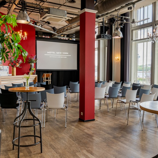Hotel New York Rotterdam - theateropstelling