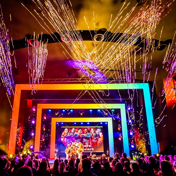 Theater Streamers