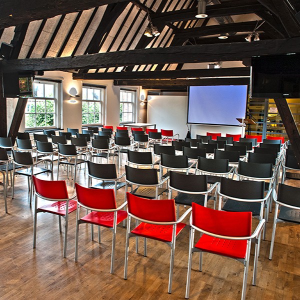 Observant - Leicesterzaal