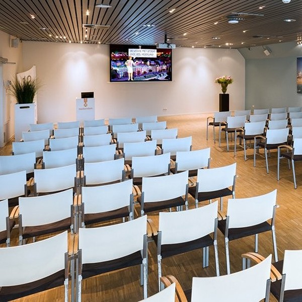 Boon-van-der-Starpzaal-theater-2