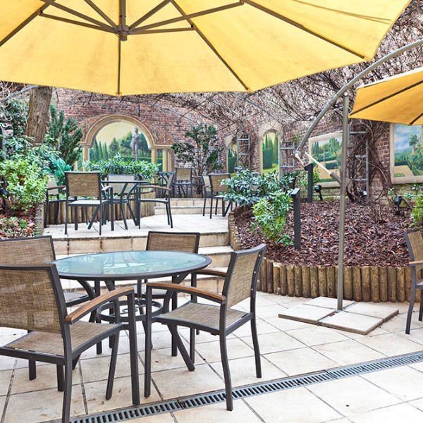 Le Châtelain terras