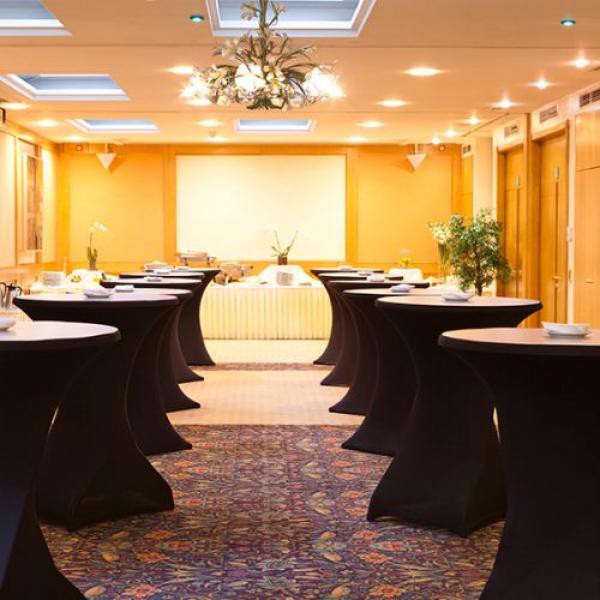 Le Châtelain zaal