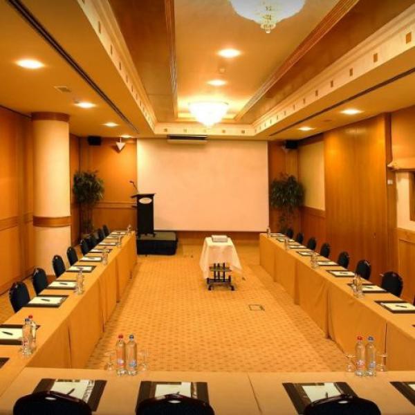 Le Châtelain zaal U-vorm