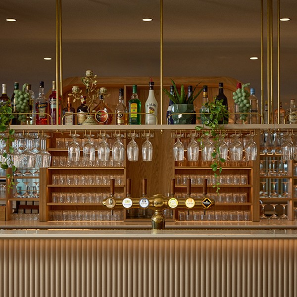 5. Bar