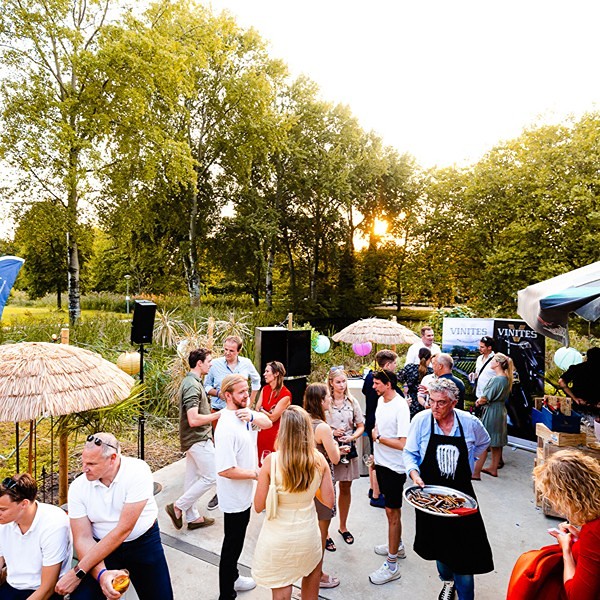 Planetarium - 15 borrel